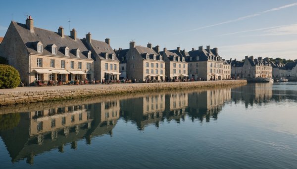 Astuces pratiques pour réserver des hébergements abordables en Bretagne toute l'année